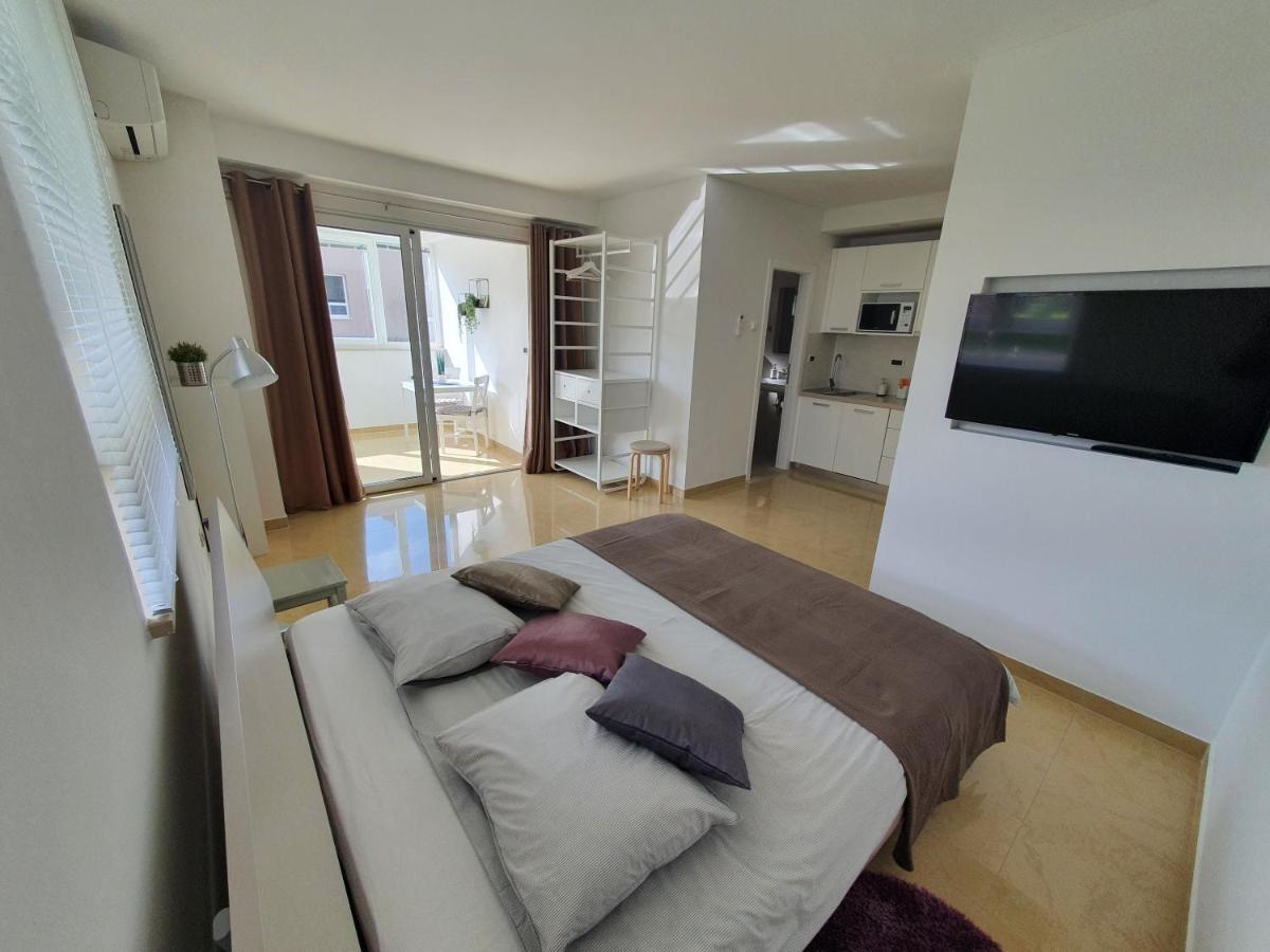 Melanie Apartment Porec